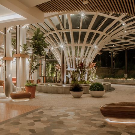 The Botanica Sanctuary Hotel Пунсак Екстериор снимка The lobby of the hotel