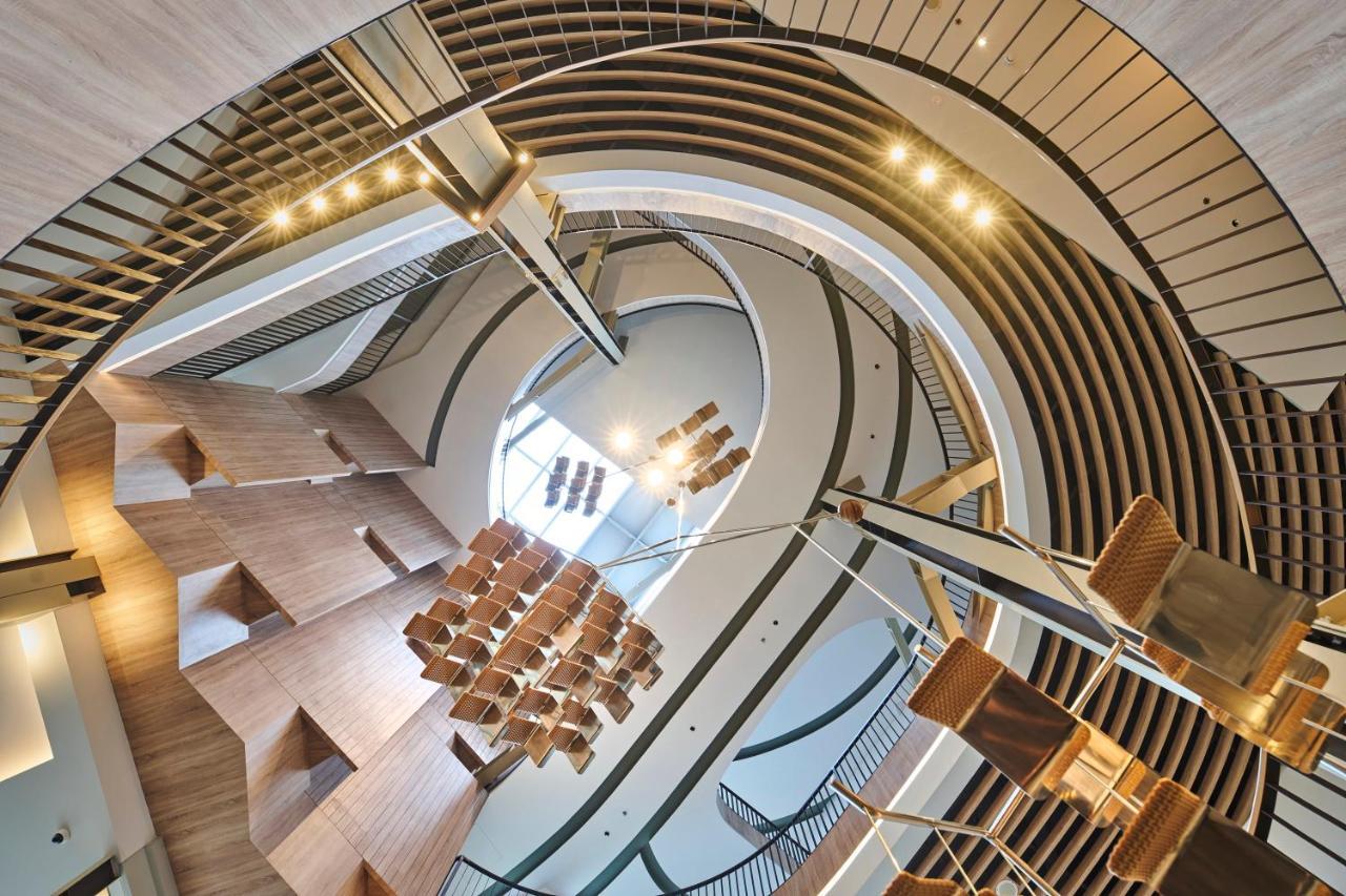 The Botanica Sanctuary Hotel Пунсак Екстериор снимка The staircase